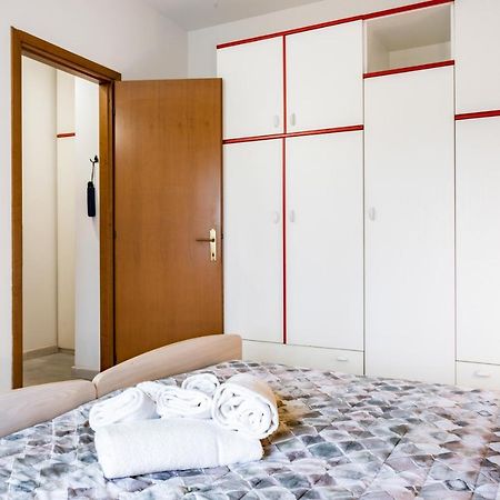 Luni Mare Modern Balcony Flat Appartement Marinella di Sarzana Buitenkant foto